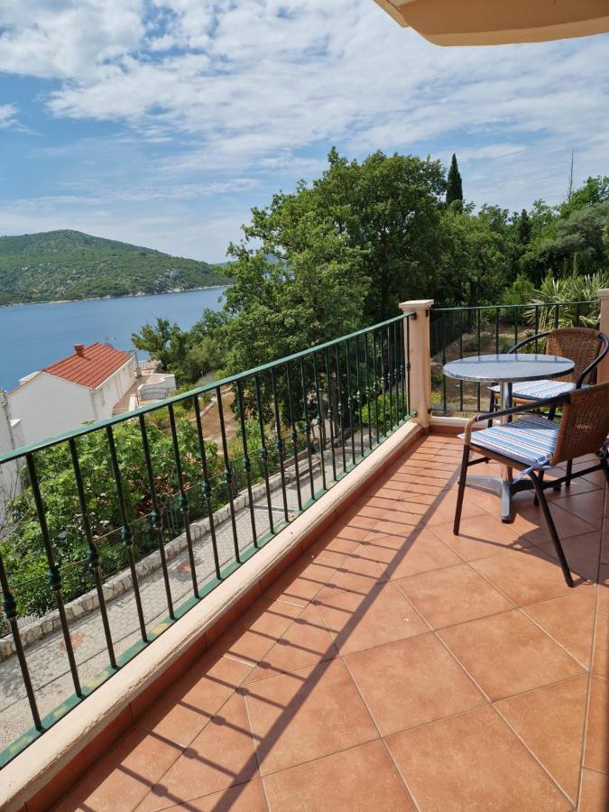 Villa Lukic Apartments Slano Esterno foto