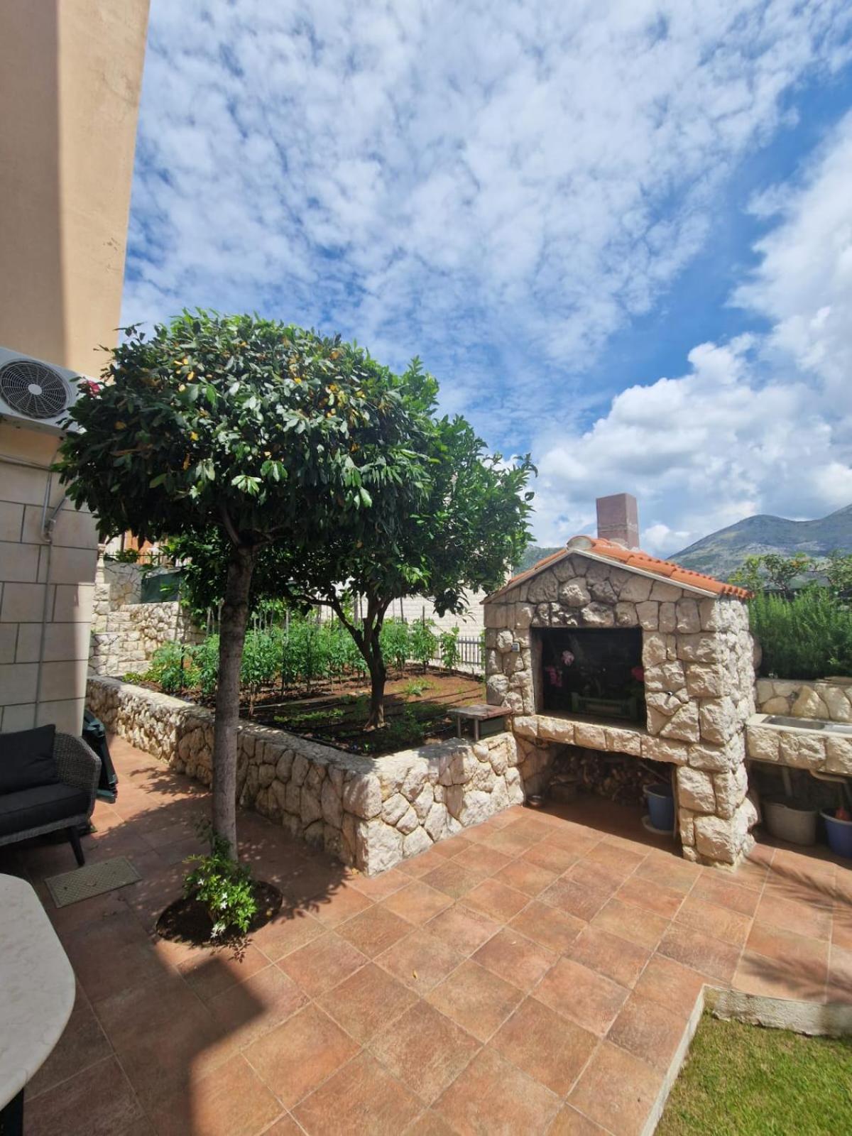 Villa Lukic Apartments Slano Esterno foto